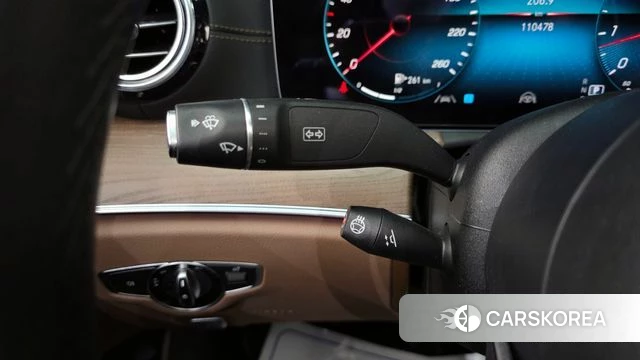 Mercedes-Benz E-Class W213 2021 Белый из Кореи, фото 3