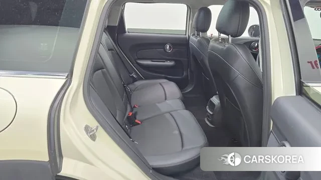 Mini Cooper Clubman 2018 Жемчужный цвет из Кореи, фото 3