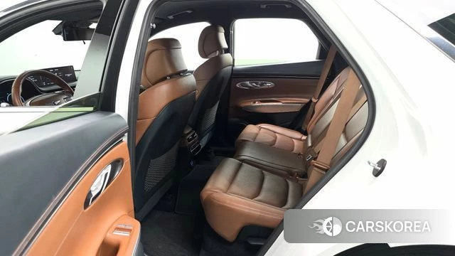 Genesis GV70 2022 Белый из Кореи, фото 3