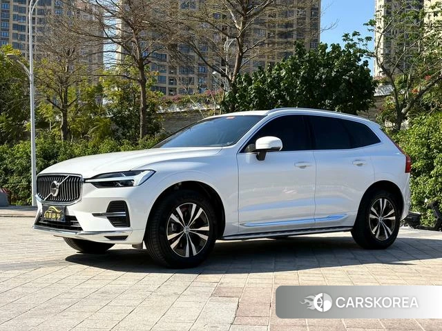 Volvo XC60 2023 Белый из Китая, фото 3