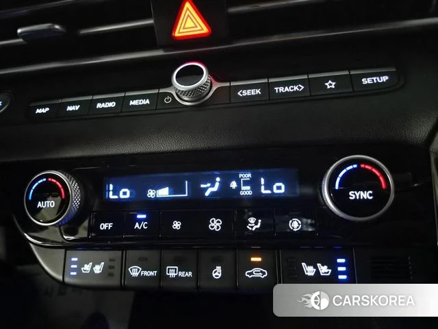 Hyundai Avante Hybrid (CN7) 2022 Белый из Кореи, фото 3