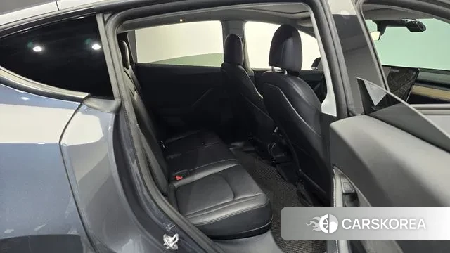 Tesla Model Y 2021 Серый из Кореи, фото 3