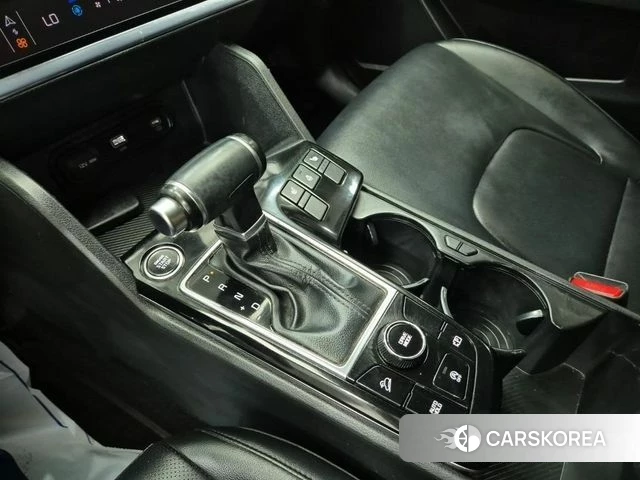 Kia Sportage 5th Generation 2022 Белый из Кореи, фото 3