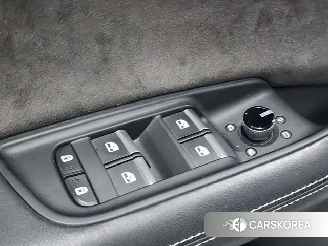 Audi Q8 (4M) id 3201627 из Кореи 3