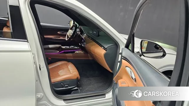 Genesis GV70 2022 Белый из Кореи, фото 3