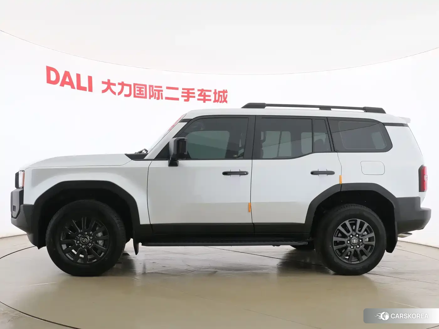 Toyota Prado 2024 Белый из Китая, фото 3