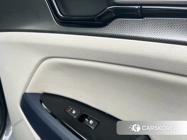 Kia Lion Platinum expands the world 2023 Темно-серый из Китая, фото 3