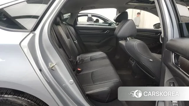 Honda Accord 10th Generation 2019 Серебристо-серый из Кореи, фото 3