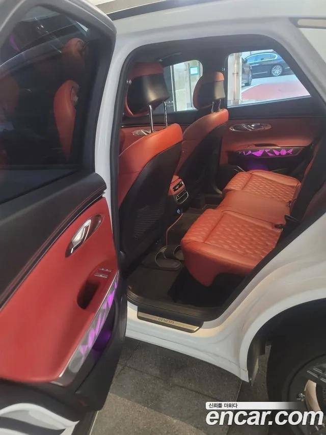 Genesis GV70 2023 Белый из Кореи, фото 3