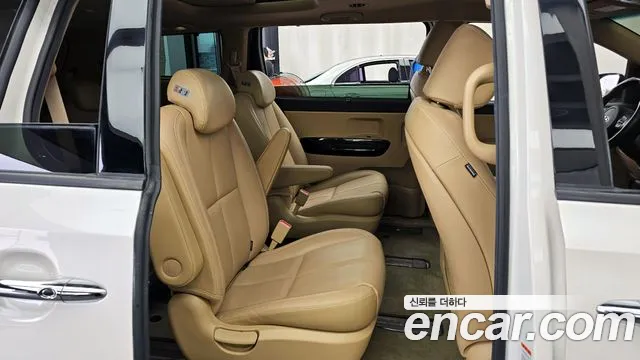 Kia The New Carnival 2020 Белый из Кореи, фото 3