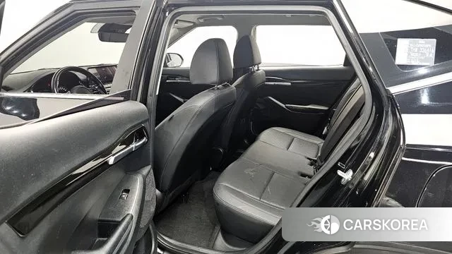 Kia Seltos 2022 Серый из Кореи, фото 3