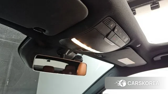 Mercedes-Benz GLC-Class X253 2021 Белый из Кореи, фото 3