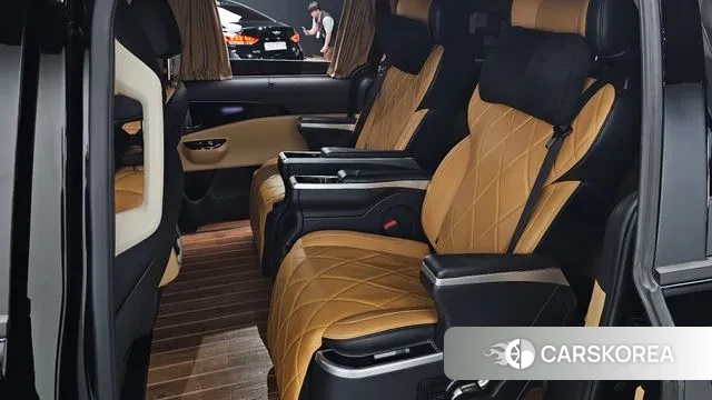 Kia Carnival 4th generation 2023 Черный из Кореи, фото 3