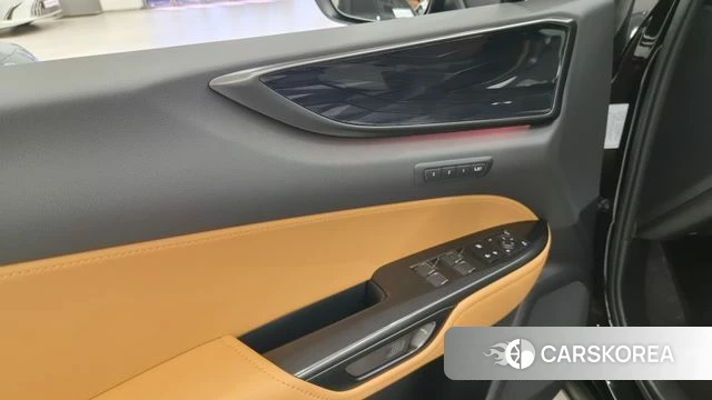 Lexus NX350h Second generation 2024 Черный из Кореи, фото 3