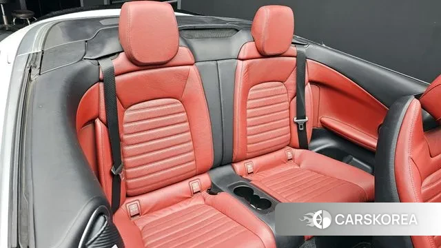 Mercedes-Benz C-Class W205 2018 Белый из Кореи, фото 3