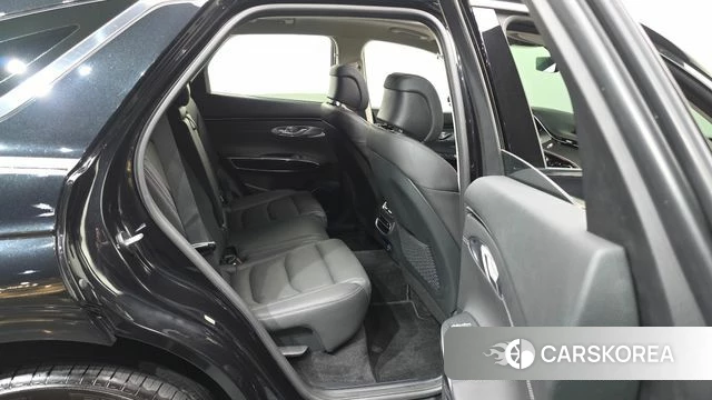 Genesis GV70 2023 Черный из Кореи, фото 3