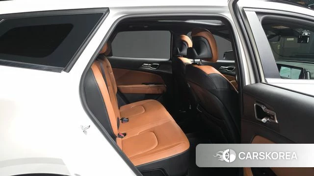 Kia Sportage 5th Generation Hybrid 2022 Белый из Кореи, фото 3