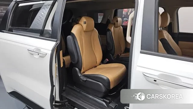Kia Carnival 4th generation 2022 Белый из Кореи, фото 3