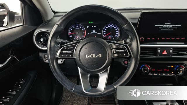 Kia The New K3 2nd generation 2021 Белый из Кореи, фото 3