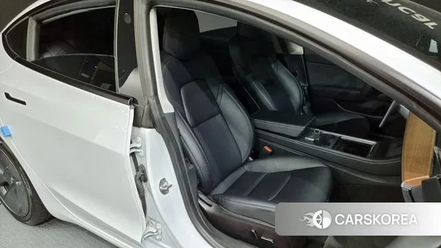 Tesla Model 3 2022 Белый из Кореи, фото 3