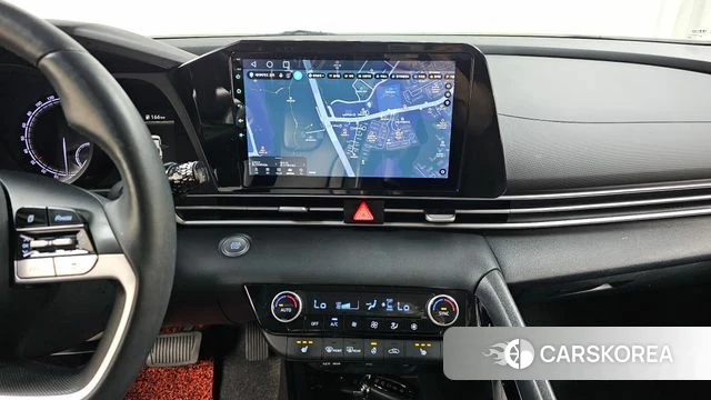 Hyundai Avante Hybrid (CN7) 2023 Белый из Кореи, фото 3