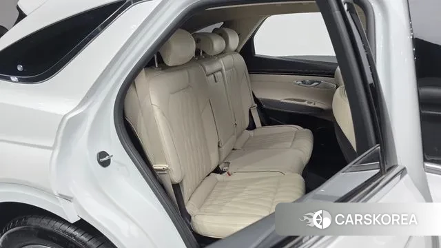 Genesis GV70 2021 Белый из Кореи, фото 3