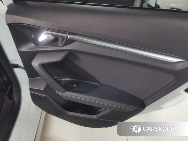 Audi A3 2022 Белый из Китая, фото 3