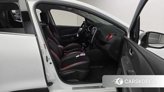 Renault Korea (Samsung) Clio 2018 Белый из Кореи, фото 3