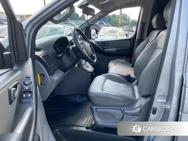 Hyundai The New Grand Starex 2019 Серебряный из Кореи, фото 3