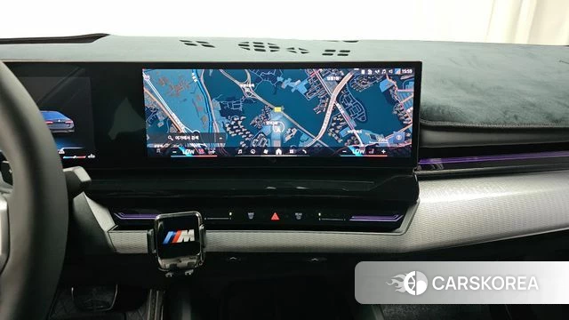 BMW 5 Series (G60) 2024 Серый из Кореи, фото 3