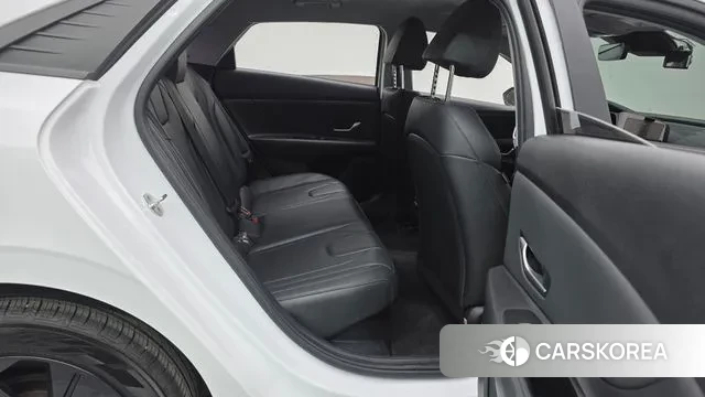 Hyundai Avante Hybrid (CN7) 2021 Белый из Кореи, фото 3