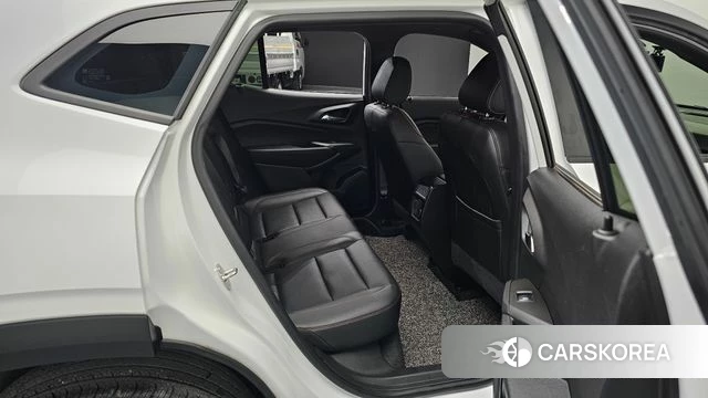 Chevrolet (GM Daewoo) Trax Crossover 2023 Белый из Кореи, фото 3