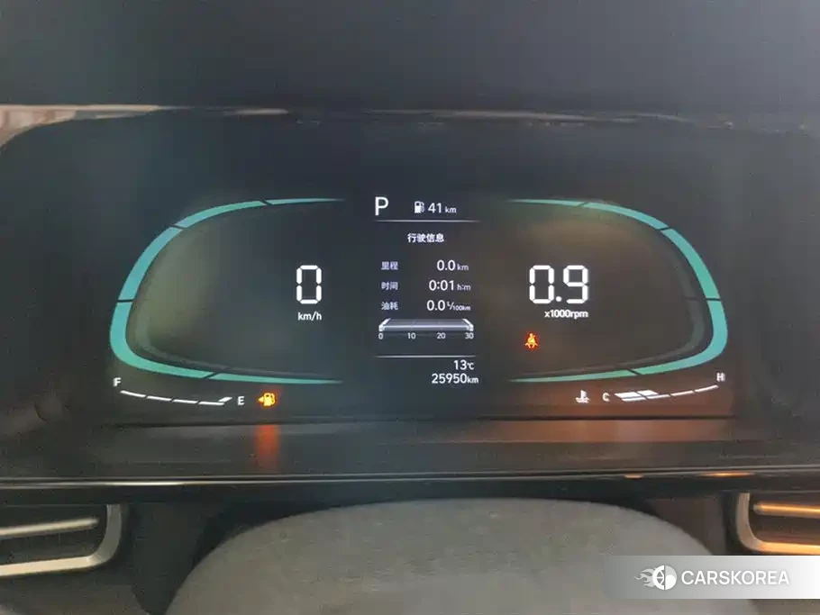 Hyundai Elantra 2024 Белый из Китая, фото 3