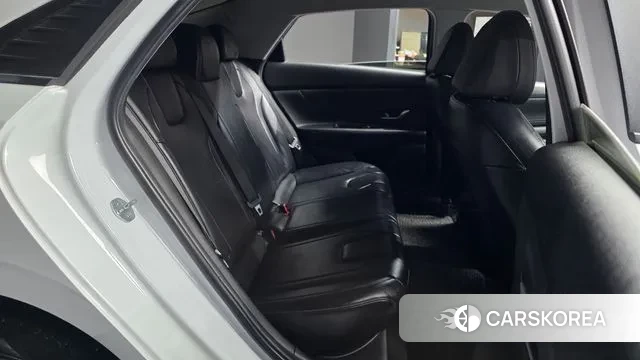 Hyundai Avante (CN7) 2021 Белый из Кореи, фото 3