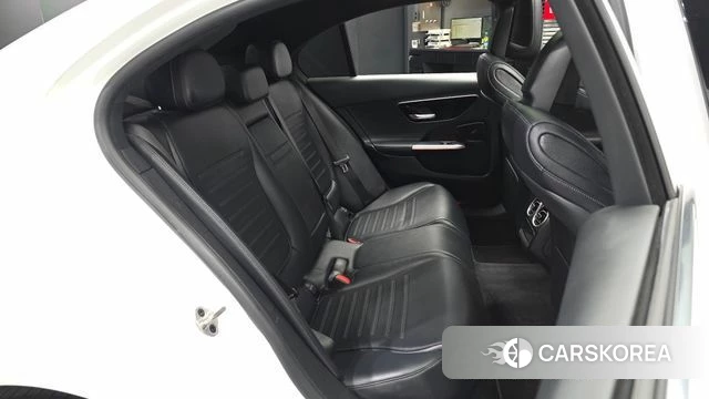Mercedes-Benz C-Class W206 2022 Белый из Кореи, фото 3