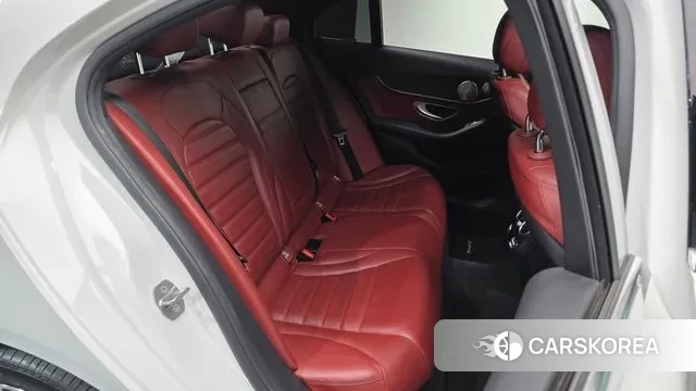 Mercedes-Benz C-Class W205 2018 Белый из Кореи, фото 3