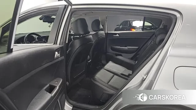 Kia Sportage The Bold 2020 Серебристо-серый из Кореи, фото 3