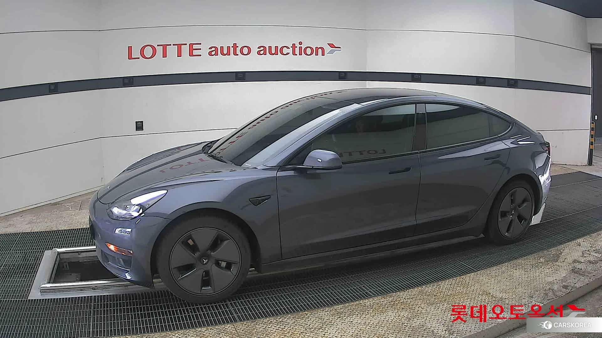 Tesla Model 3 Long Range 2022 Midnight Silver Metallic из Кореи, фото 3