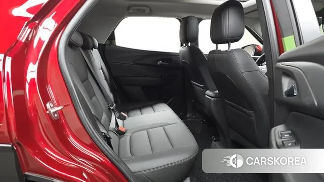 Chevrolet (GM Daewoo) Trailblazer 2022 Красный из Кореи, фото 3