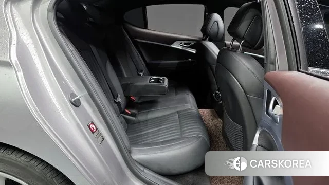 Genesis G70 2019 Серебристо-серый из Кореи, фото 3