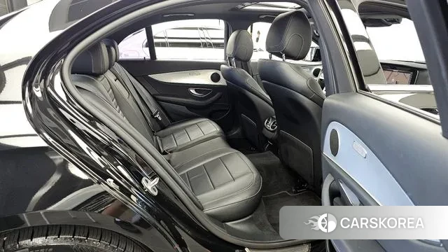 Mercedes-Benz E-Class W213 2019 Черный из Кореи, фото 3