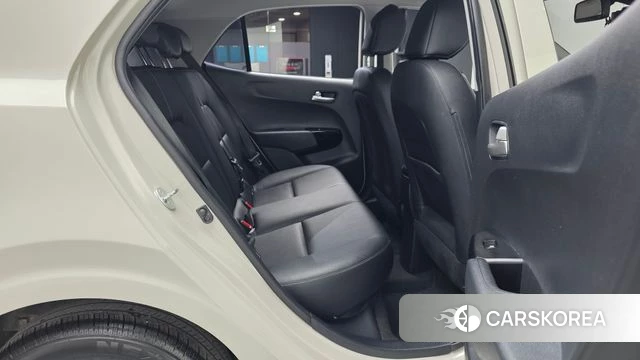 Kia Morning Urban (JA) 2023 Жемчужный цвет из Кореи, фото 3