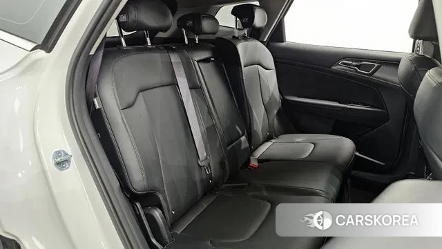 Kia Sportage 5th Generation 2024 Белый из Кореи, фото 3