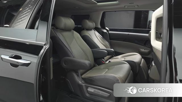 Kia The New Carnival 4th Generation 2025 Черный из Кореи, фото 3