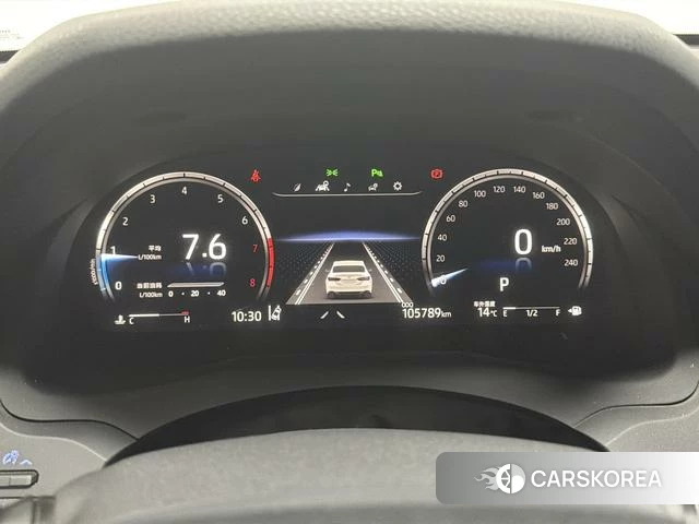 Toyota Camry 2021 Белый из Китая, фото 3