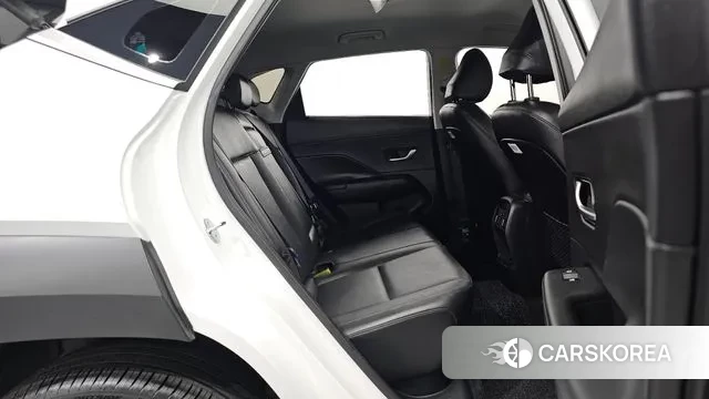 Hyundai Kona (SX2) 2023 Белый из Кореи, фото 3