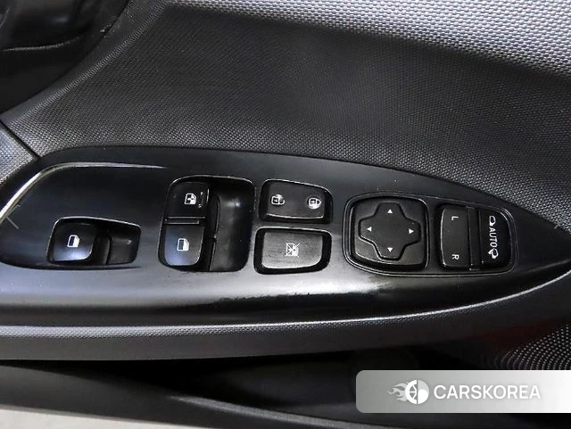 Hyundai Veloster (JS) 2018 Красный из Кореи, фото 3