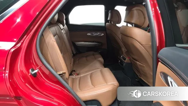 Genesis GV70 2022 Красный из Кореи, фото 3