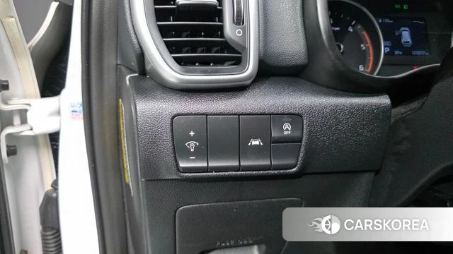 Kia Sportage The Bold 2019 Белый из Кореи, фото 3