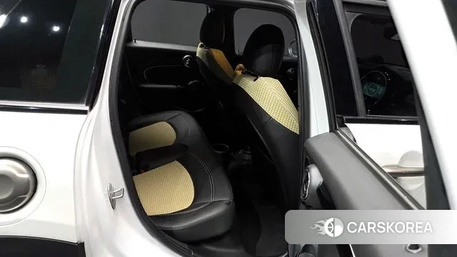 Mini Cooper S 2023 Белый из Кореи, фото 3